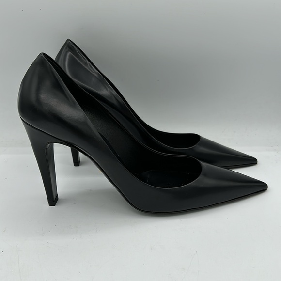 Prada Triangle Show Pointed Toe Pump Heels Black Size 39.5 EU / 9.5 US NIB - Picture 3 of 11